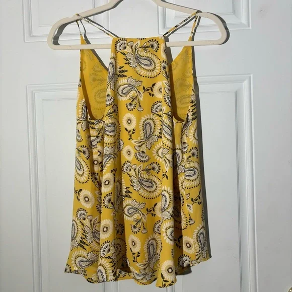❤️2/$15 or 3/$21❤️ Loft Paisley Strappy Cami Size Small - Picture 2 of 10